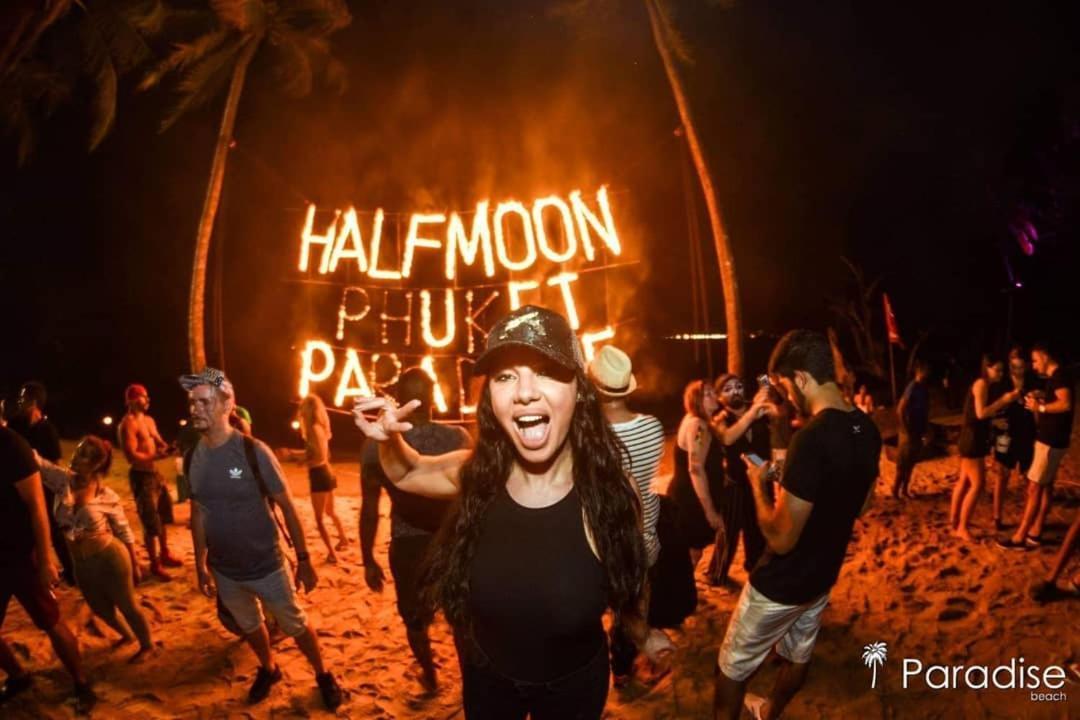 Paradise Beach Backpackers Hostel Patong Екстериор снимка